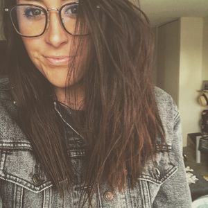 Meet your Posher, Lidia